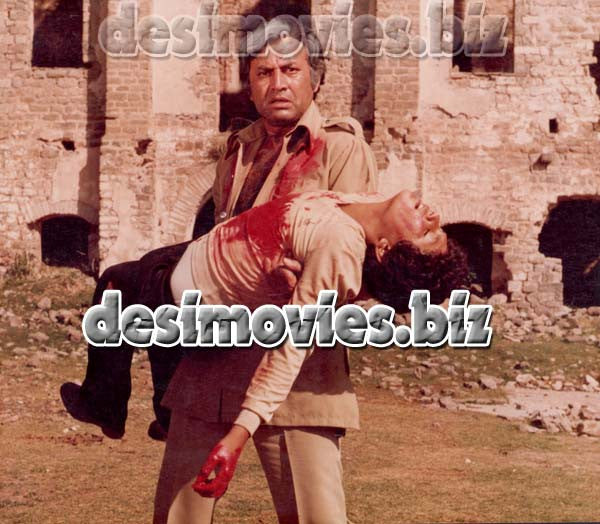 Kainaat (1983) Movie Still - www.desimovies.biz