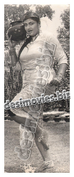 Majhu (1993) Movie Still - www.desimovies.biz