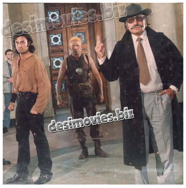 Mein Khilari Tou Anari (1997) Movie Still 1 - www.desimovies.biz