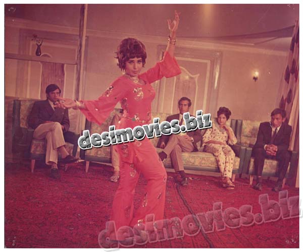 Mohabbat (1972) Movie Still 4 - www.desimovies.biz