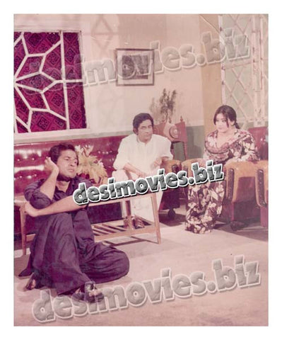 Mohabat Aur Majboori (1981) Movie Still 2