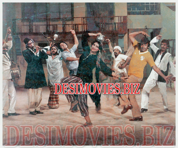 Muftbar (1981) Movie Still - www.desimovies.biz