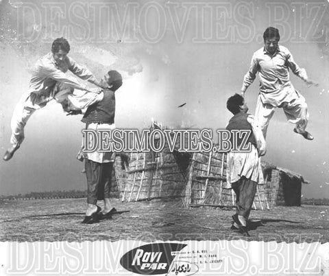Ravi Par (1967) Movie Still - www.desimovies.biz