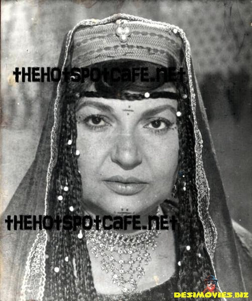 Lollywood Movie Still - Sangeeta - www.desimovies.biz