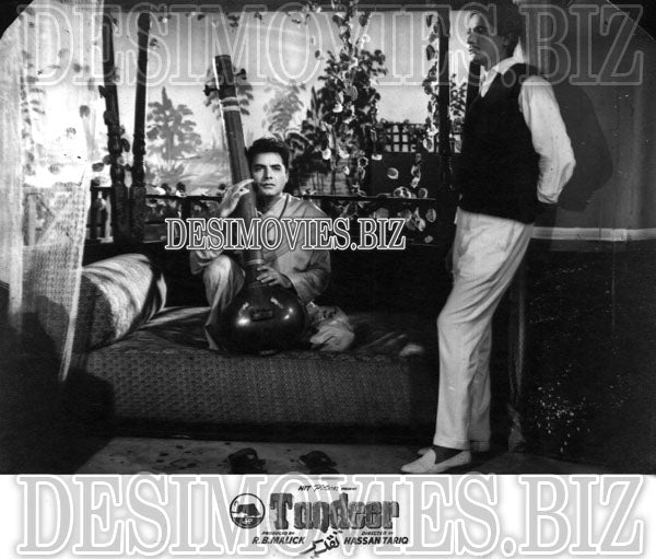 Taqdeer (1966) Movie Still - www.desimovies.biz