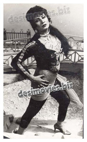 Teen Yakkay Teen Chakkay (1991) Movie Still - www.desimovies.biz